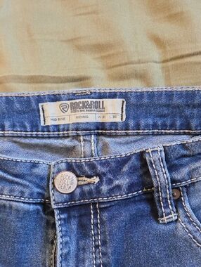 Rock & Roll Cowgirl Women's Mid Rise Riding 31x36 Straight Leg Jeans - Blue